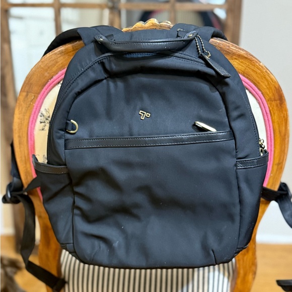 Travelon Anti theft backpack - Picture 2 of 3